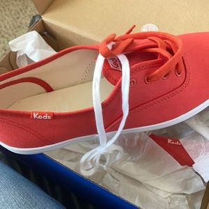 Brand new in box Keds size 8 champion canvas red